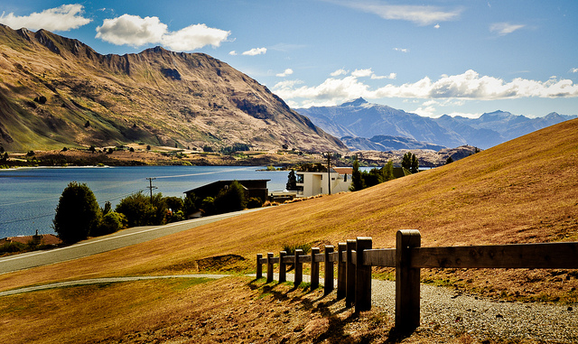 ワナカ湖の絶景画像とドローン空撮動画 ニュージーランドの ...